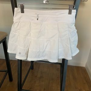 Lululemon skort. Great condition! Size 4 reg